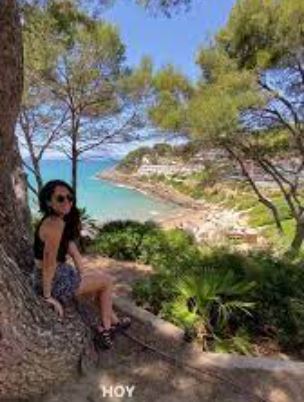 <em>Isabella Contreras S.</em>